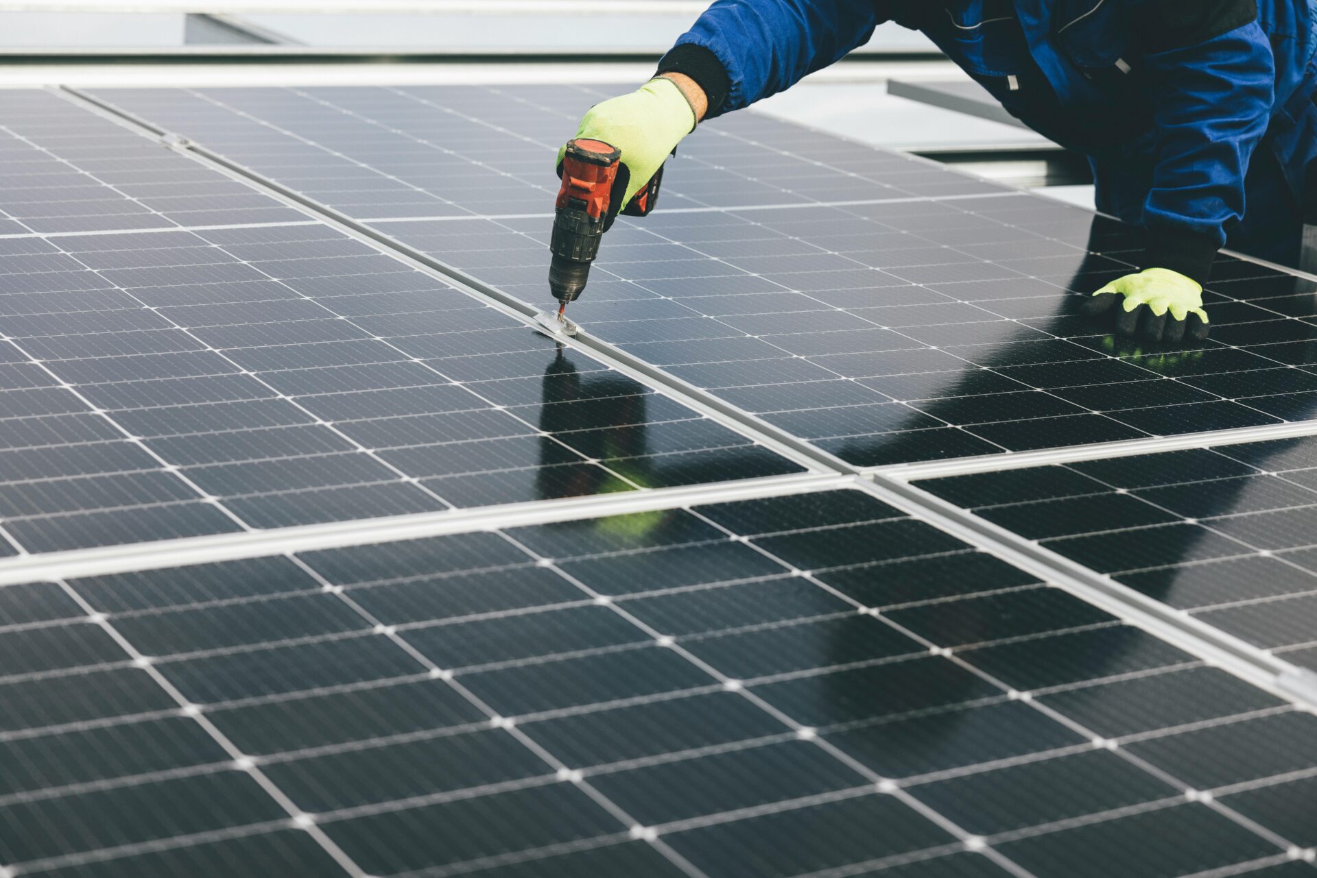 How to Get Started in Renewable Energy: Step-by-Step Guide